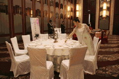 <b>”为打制金盾“百大哥店”的方针而不</b>